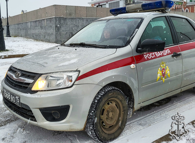 В МАРИЙ ЭЛ СОТРУДНИКИ РОСГВАРДИИ ЗАДЕРЖАЛИ ГРАЖДАНИНА, ПОДОЗРЕВАЕМОГО В УБИЙСТВЕ СВОЕГО ЗНАКОМОГО