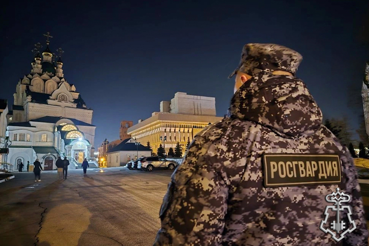 В Марий Эл росгвардейцы обеспечили правопорядок в период пасхальных торжеств