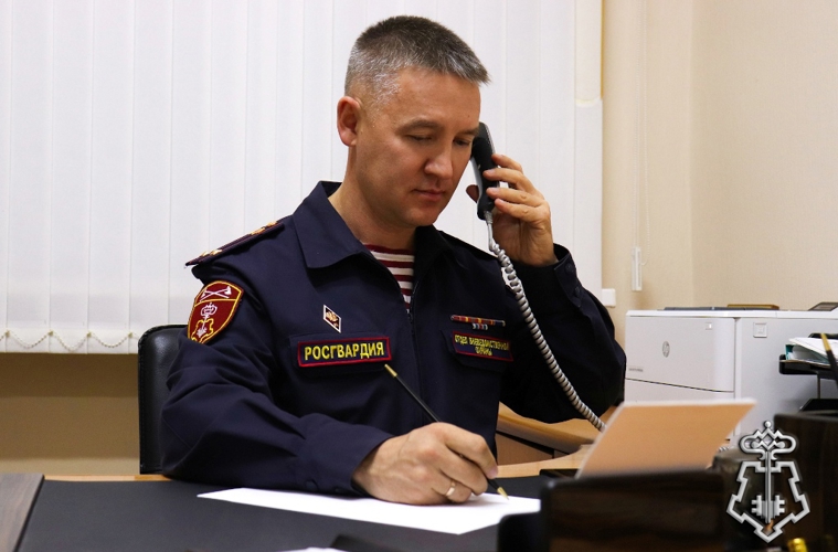 В отделе вневедомственной охраны Росгвардии Марий Эл состоялась прямая телефонная линия 