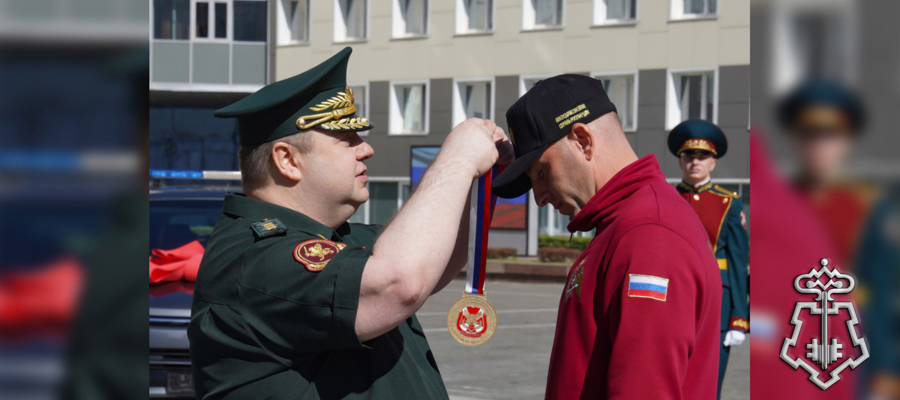 ЗАМЕСТИТЕЛЬ ДИРЕКТОРА РОСГВАРДИИ ГЕНЕРАЛ-ПОЛКОВНИК ВАСИЛИЙ СОНИН ПОЗДРАВИЛ ПОБЕДИТЕЛЕЙ ВСЕРОССИЙСКОГО КОНКУРСА ПРОФЕССИОНАЛЬНОГО МАСТЕРСТВА «ЛУЧШИЙ ПО ПРОФЕССИИ» (ВИДЕО)