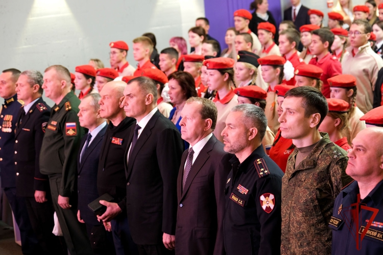 Представители вневедомственной охраны Росгвардии приняли участие в юбилейном X Слёте регионального отделения «Юнармии» в Марий Эл (видео)