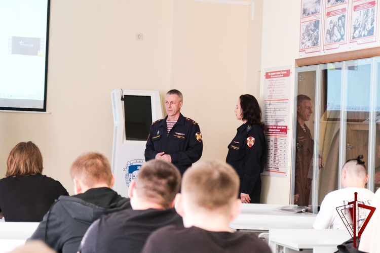 Начальник территориального отдела вневедомственной охраны Управления Росгвардии по Республике Марий Эл встретился со студентами МарГУ